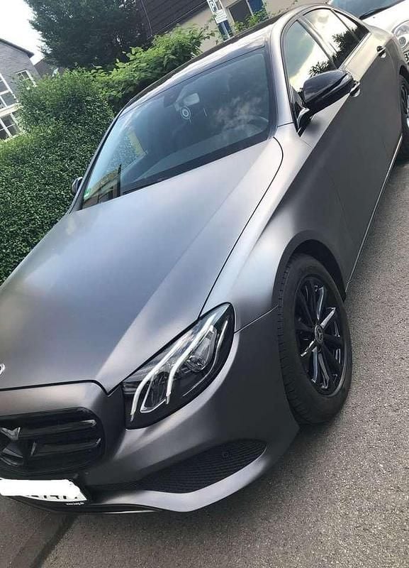 Gebraucht 2019 Mercedes E200 Avantgarde Limousine | 27.000 € (Superpreis) - Bild 1/4