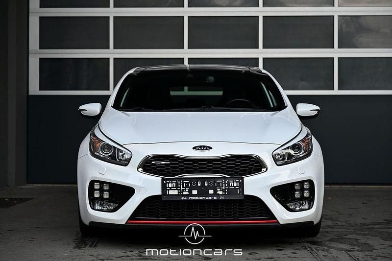 Gebraucht Kia ProCeed GT GT 204 PS (150 kW) 2013 Weiß Kleinwagen