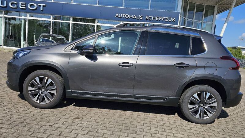 Gebraucht Peugeot 2008 Allure 110 PS (80 kW) 2019 Grau SUV