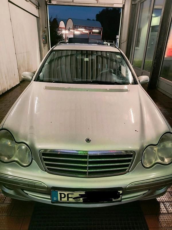 Silber Gebraucht 2004 Mercedes C200 Kombi | 1.499 € (Guter Preis) - Bild 1/4