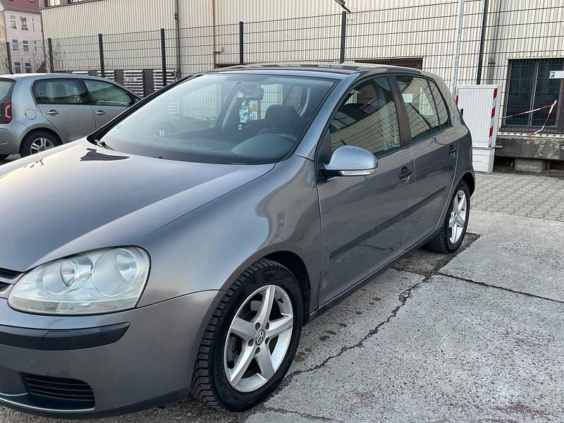 Gebraucht VW Golf V 75 PS (55 kW) 2005 Grau Kleinwagen
