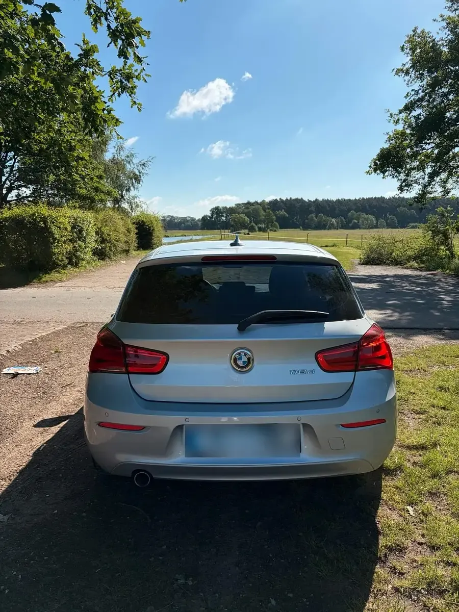 Gebraucht BMW 116 Sport Line 116 PS (85 kW) 2018 Silber Kleinwagen