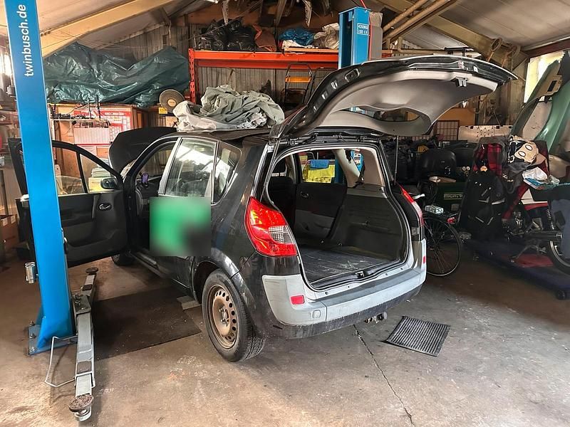 Gebraucht Renault Arkana 130 PS (95 kW) 2007 Schwarz SUV