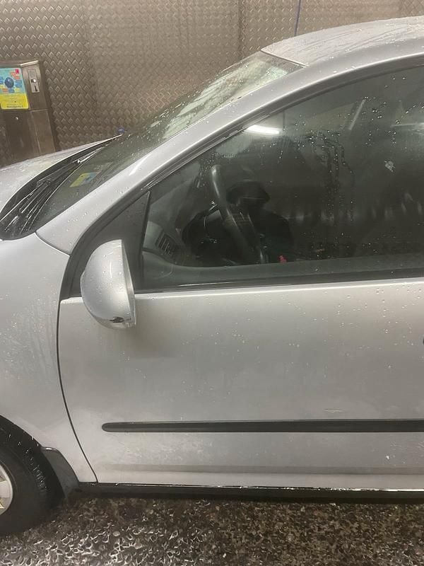 Gebraucht VW Golf V 75 PS (55 kW) 2004 Silber Kleinwagen