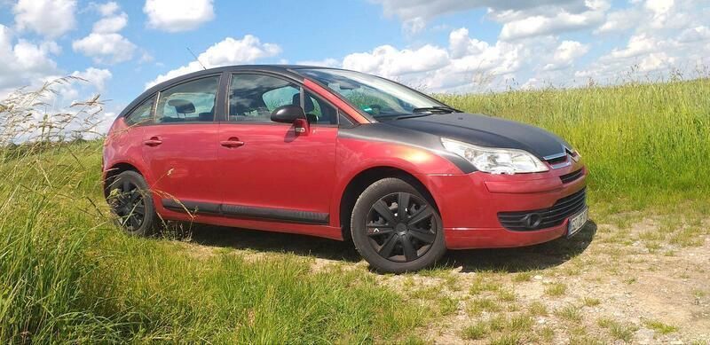 Rot Gebraucht 2005 Citroën C4 Coupé | 1.500 € (Fairer Preis) - Bild 1/2