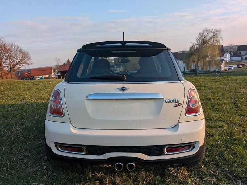 Gebraucht Mini Cooper SD 143 PS (105 kW) 2011 Beige Kleinwagen