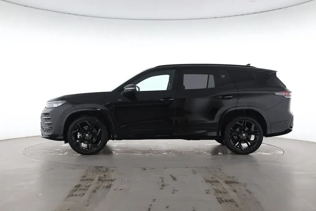 Neu VW Tayron R-line 193 PS (141 kW) 2026 Schwarz SUV