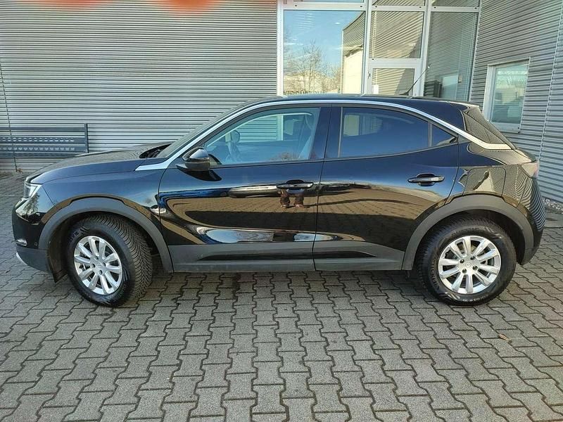 Gebraucht Opel Mokka-e Elegance 100 kW (136 PS) 2023 Diamant schwarz/karbon schwarz SUV