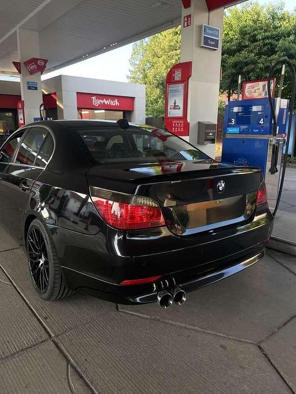 Gebraucht BMW 525 192 PS (141 kW) 2004 Limousine