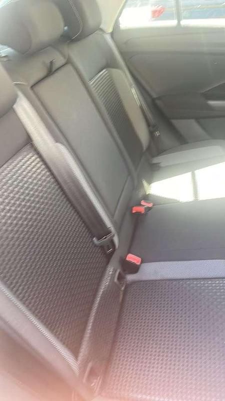 Grau Gebraucht 2021 VW T-Roc Active SUV | 23.900 € (Fairer Preis) - Bild 1/4
