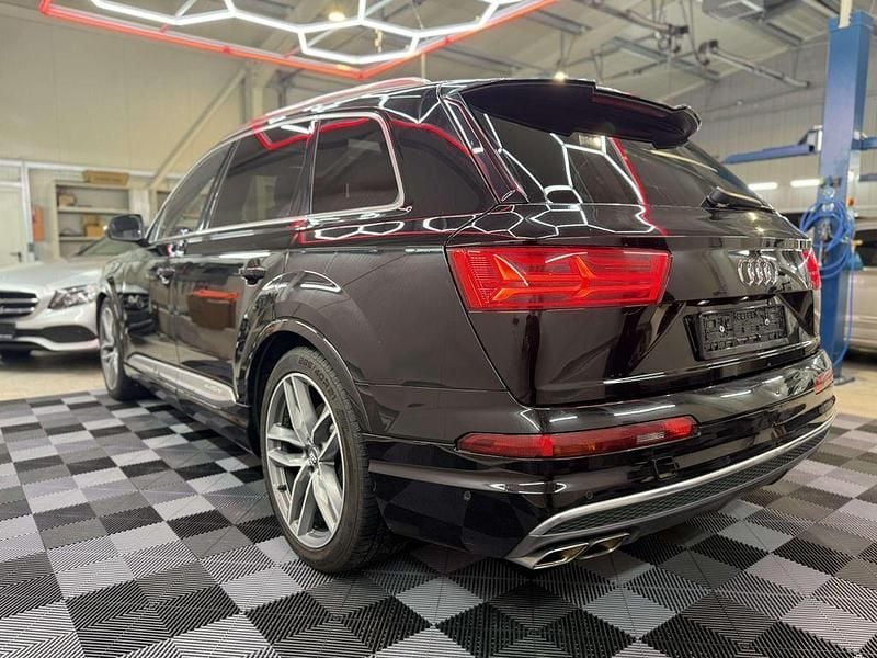 Gebraucht Audi SQ7 Ambiente 435 PS (319 kW) 2017 Schwarz SUV