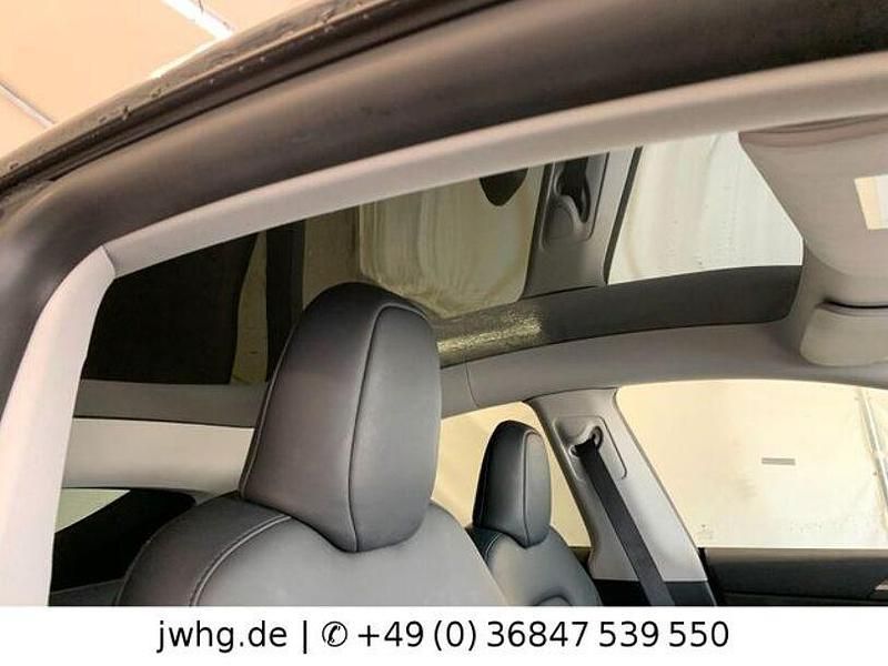 Gebraucht Tesla Model Y 378 kW (514 PS) 2022 Weiß SUV