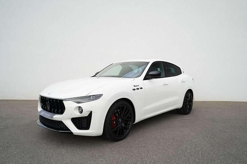 Bianco Gebraucht 2024 Maserati Levante SUV | 109.900 € - Bild 1/4