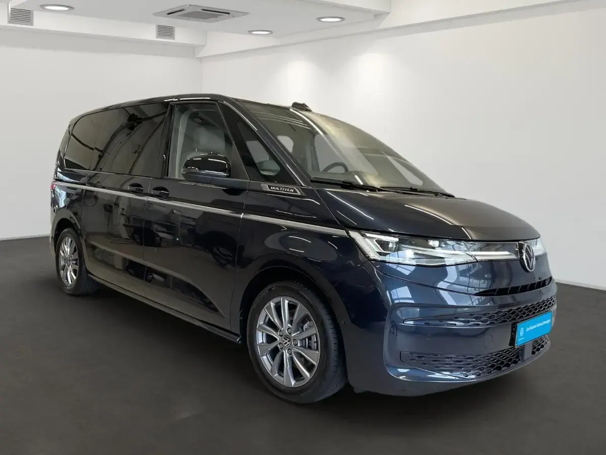 Używany VW T7 Style 204 KM (150 kW) 2025 Van