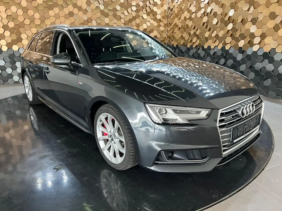 Gebraucht Audi A4 S-Line 272 PS (200 kW) 2016 Grau Kombi
