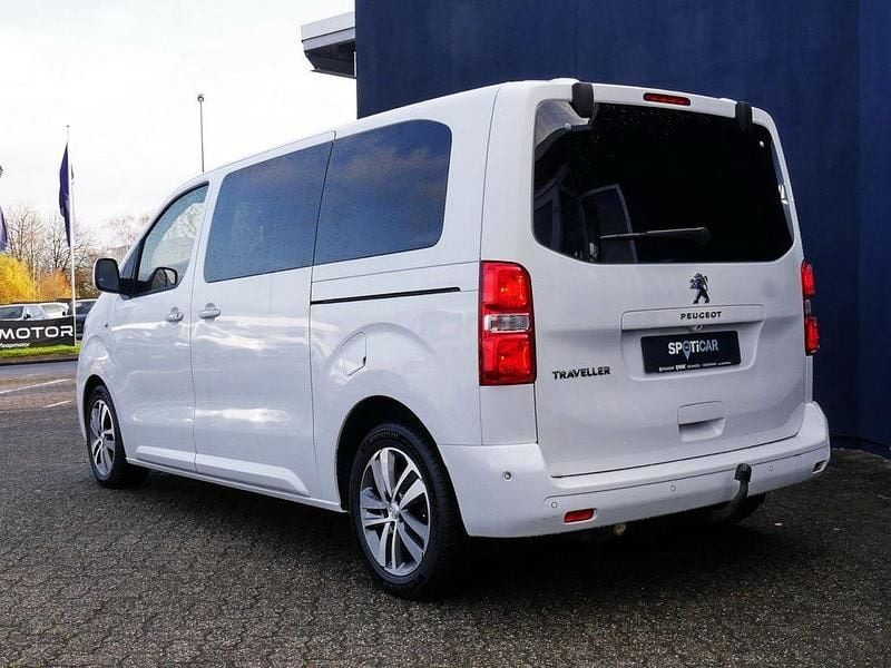 Gebraucht Peugeot Traveller Allure 177 PS (130 kW) 2019 Schneeweiß Van / Kleinbus