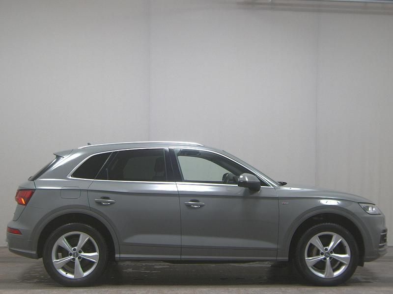 Gebraucht Audi Q5 S-Line 299 PS (219 kW) 2020 Grau SUV