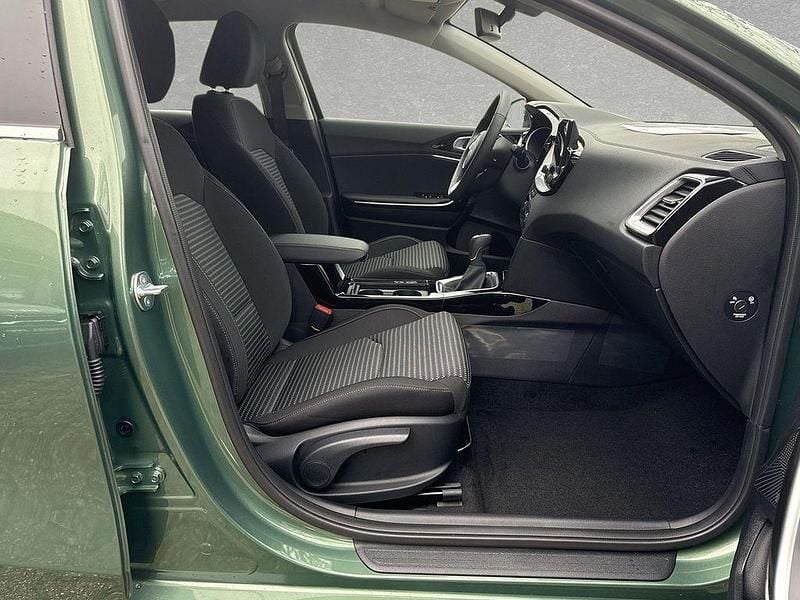 Gebraucht Kia Ceed Sportswagon 140 PS (102 kW) 2025 Grün Kombi