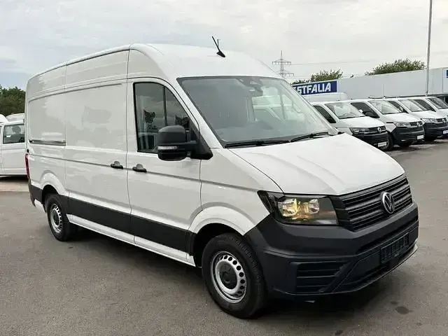 Gebraucht VW Crafter 140 PS (102 kW) 2024 Weiß Van