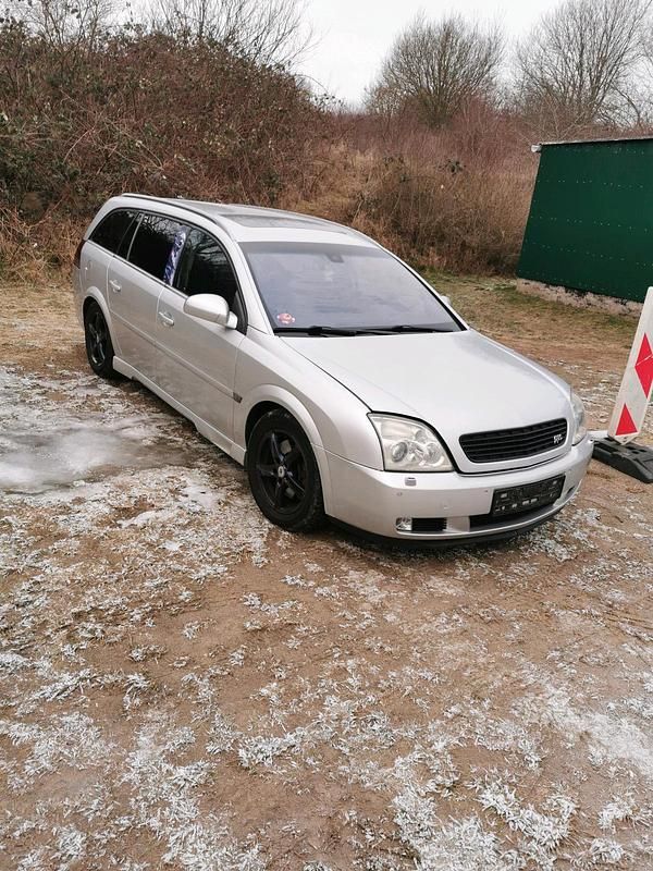 Gebraucht Opel Vectra OPC 177 PS (130 kW) 2004 Silber Kombi