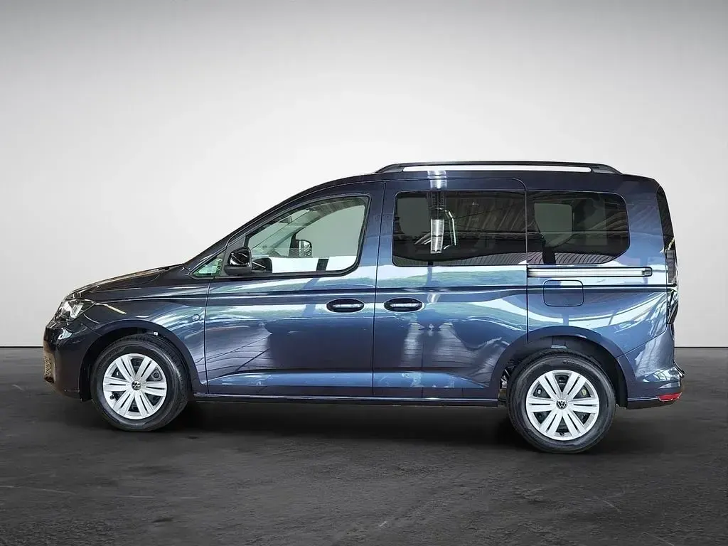 Gebraucht VW Caddy Basis 114 PS (83 kW) 2024 Blau (starlight blue metallic) Van / Kleinbus