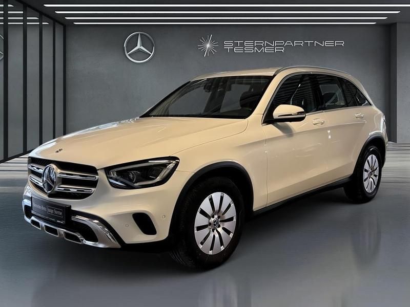Weiß Gebraucht 2021 Mercedes GLC220 SUV | 32.690 € (Fairer Preis) - Bild 1/3