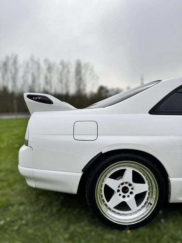 Gebraucht Nissan Skyline 280 PS (205 kW) 1996 Weiß Limousine