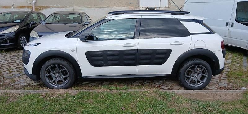 Gebraucht Citroën C4 Cactus 92 PS (67 kW) 2015 Weiß Kleinwagen