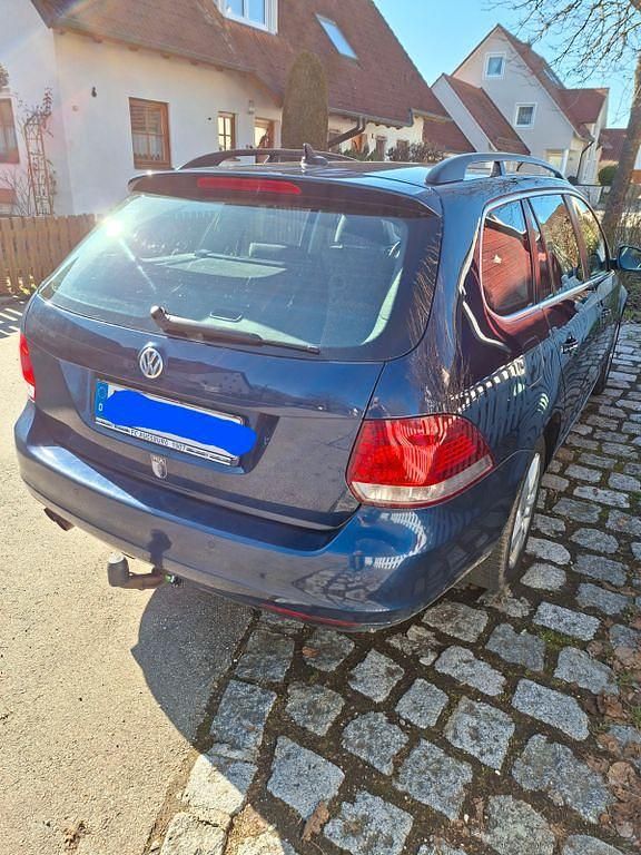 Gebraucht VW Golf VII Comfortline 140 PS (102 kW) 2012 Blau Kombi