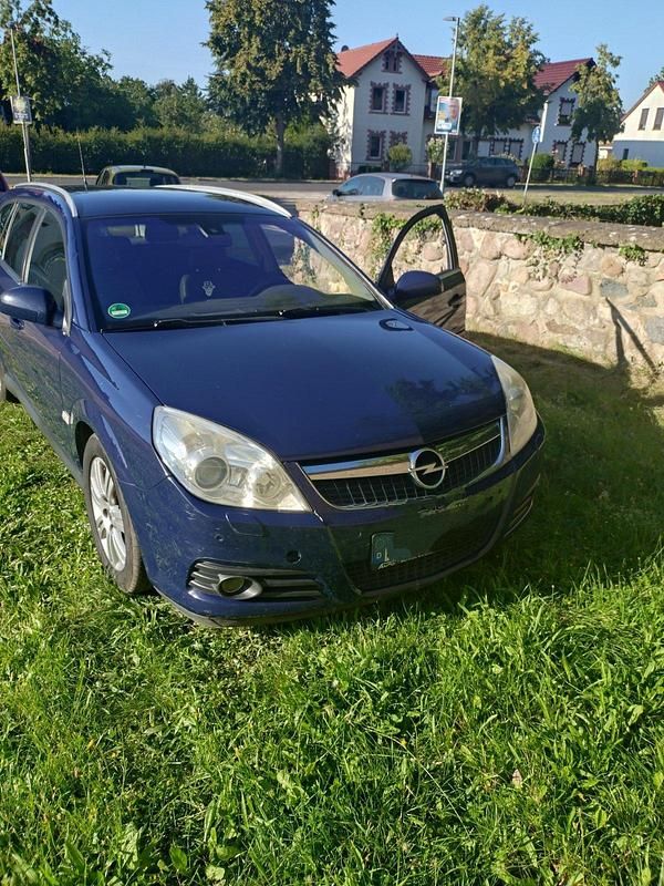 Blau Gebraucht 2008 Opel Vectra Kombi | 2.490 € (Fairer Preis) - Bild 1/4
