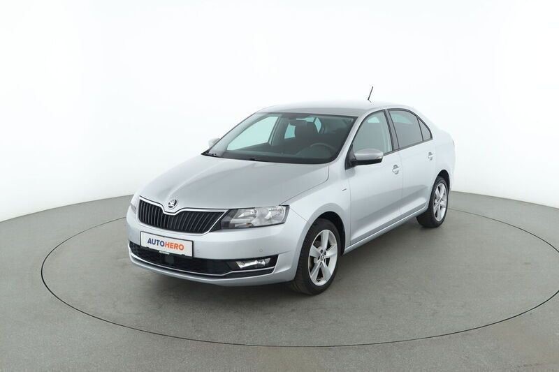 Silber Gebraucht 2018 Skoda Rapid Clever Limousine | 10.990 € (Guter Preis) - Bild 1/4