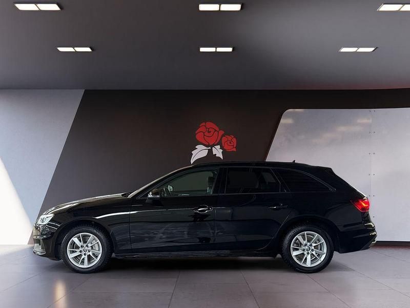 Gebraucht Audi A4 Sport 204 PS (150 kW) 2021 Brillantschwarz Kombi