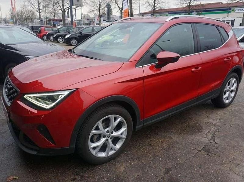 Gebraucht Seat Arona FR 110 PS (80 kW) 2023 "desire" rot SUV