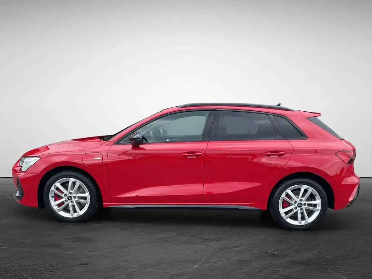 Gebraucht Audi A3 S-Line 272 PS (200 kW) 2025 Orange Limousine