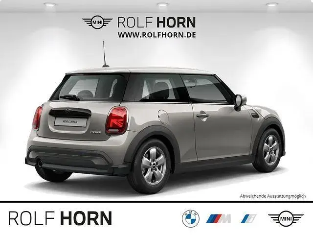 Gebraucht Mini Cooper Essential 136 PS (100 kW) 2023 Silber Kleinwagen