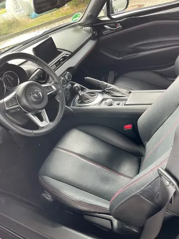 Gebraucht Mazda MX5 Sports-Line 132 PS (97 kW) 2019 Schwarz Cabrio