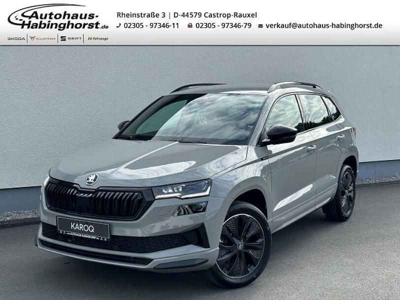 Grau Neu 2025 Skoda Karoq SportLine SUV | 36.590 € (Fairer Preis) - Bild 1/3