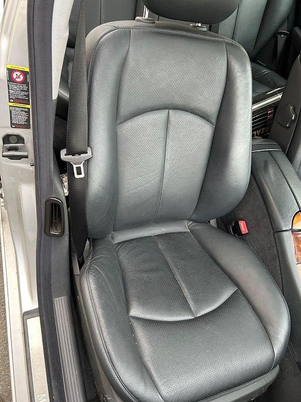 Blau Gebraucht 2003 Mercedes 320 Kombi | 8.200 € - Bild 1/4