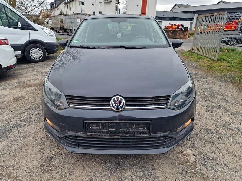 Gebraucht VW Polo Trendline 75 PS (55 kW) 2015 Grau Limousine