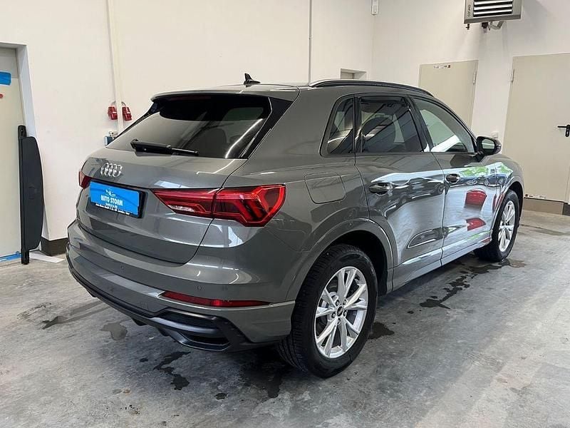 Gebraucht Audi Q3 S-Line 245 PS (180 kW) 2021 Chronosgrau metallic SUV
