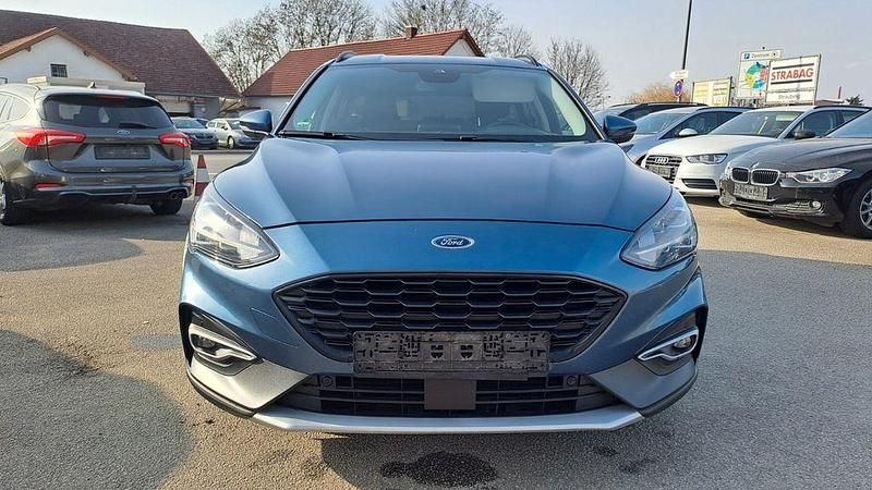 Gebraucht Ford Focus Active 150 PS (110 kW) 2019 Blau Limousine