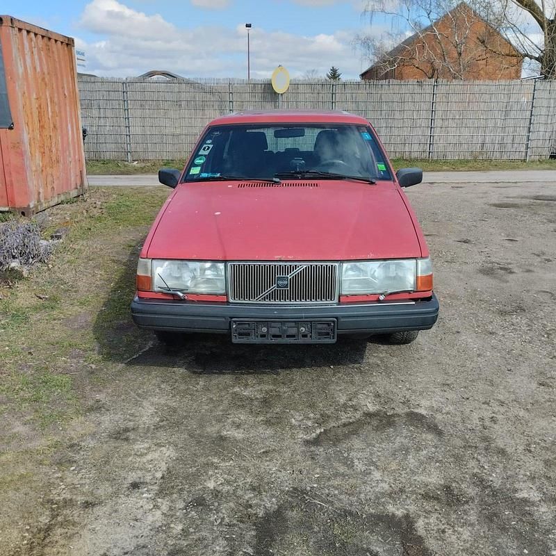 Gebraucht Volvo 940 112 PS (82 kW) 1992 Rot Kombi