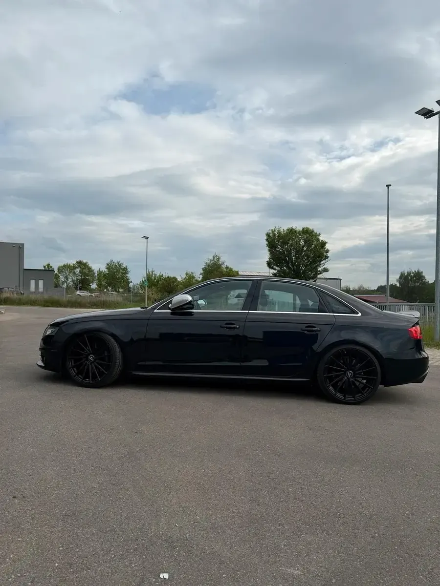 Gebraucht Audi S4 333 PS (244 kW) 2011 Schwarz Limousine