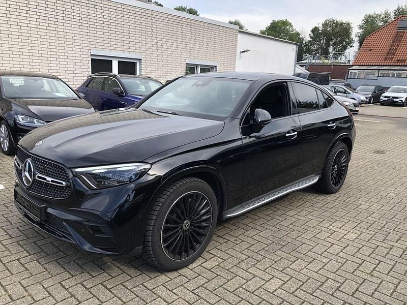 Schwarz Gebraucht 2024 Mercedes GLC300 AMG Limousine | 70.500 € (Teuer) - Bild 1/4
