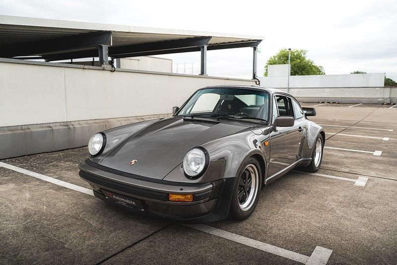 Grau Gebraucht 1978 Porsche 930 Turbo Coupé | 109.000 € - Bild 1/4