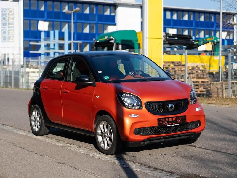 Gebraucht Smart ForFour Passion 71 PS (52 kW) 2015 Orange Kleinwagen