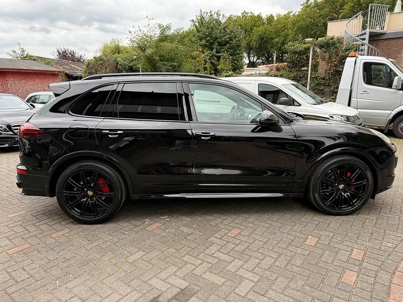 Gebraucht Porsche Cayenne 265 PS (194 kW) 2015 Schwarz SUV