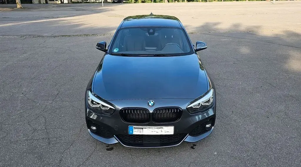 Gebraucht BMW 118 M Sport 150 PS (110 kW) 2019 Grau Kleinwagen