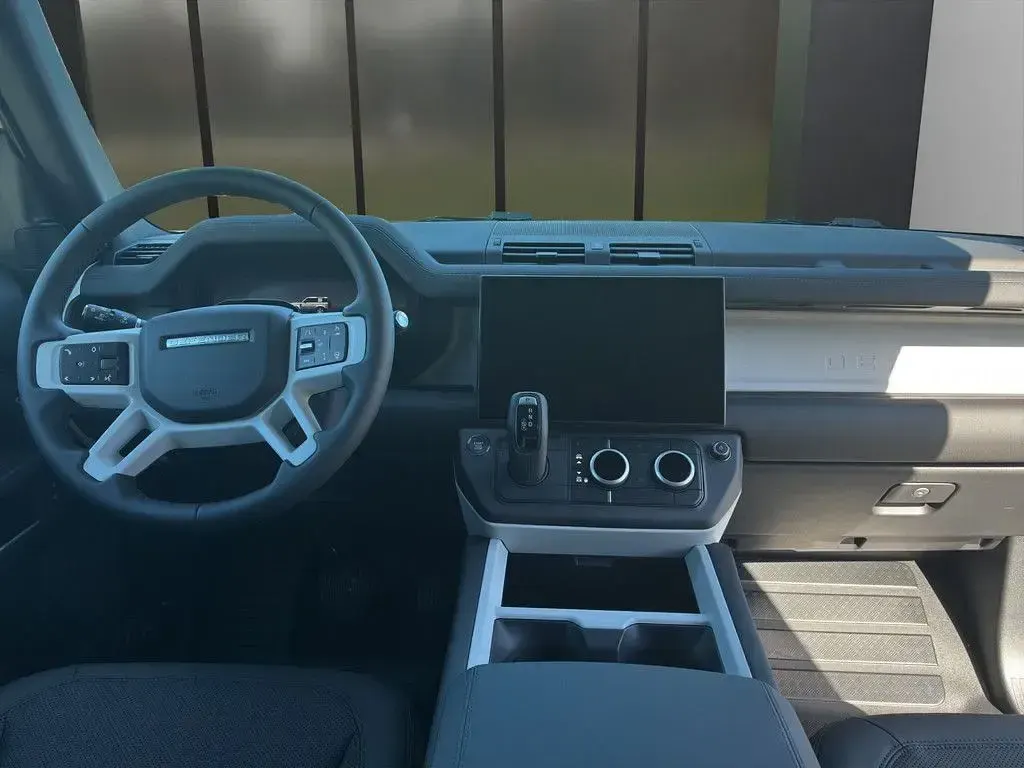 Gebraucht Land Rover Defender S 204 PS (150 kW) 2026 Grün SUV