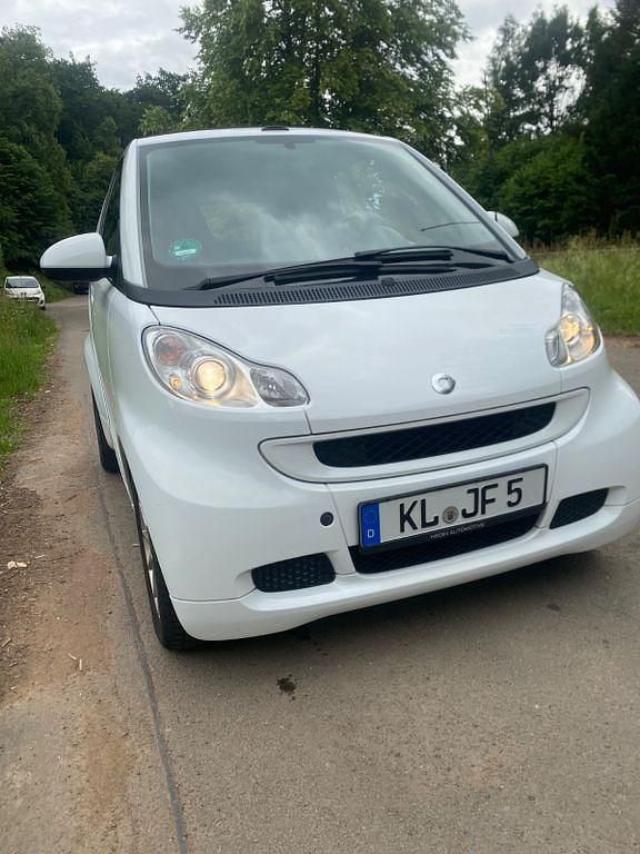 Weiß Gebraucht 2012 Smart ForTwo Cabrio Pulse Cabrio | 5.700 € (Fairer Preis) - Bild 1/4